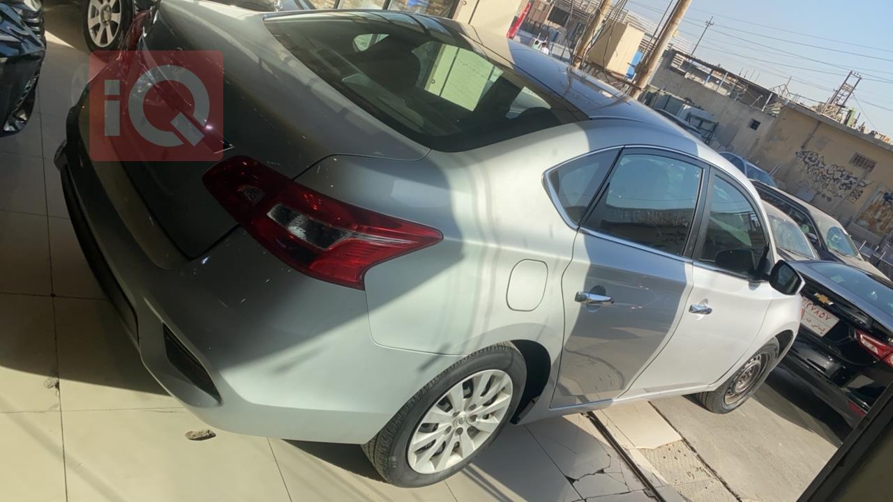 Nissan Sentra